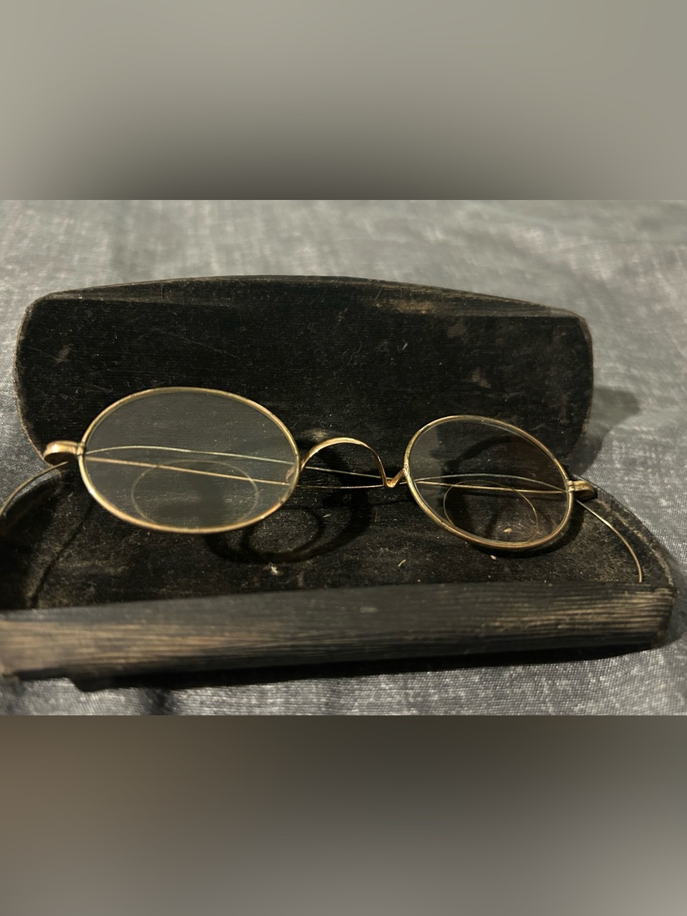 Antique Gold Wire Rim Eyeglasses